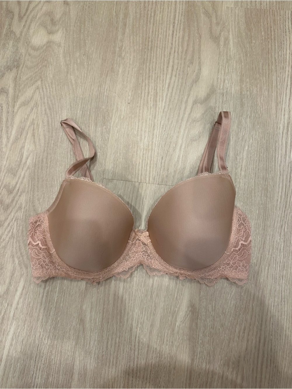 Victoria's Secret Blush Lace-Trim Padded Bra